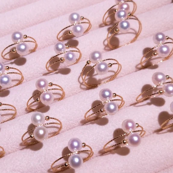 18K Gold Elastic Pearl Ring with Natural Freshwater Pearls