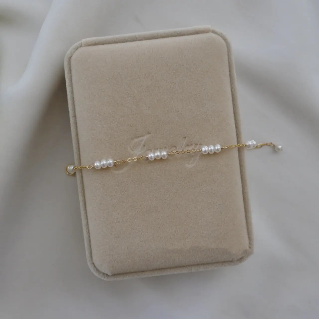 Aurora Freshwater like Pearl Silver Plated 18K Gold Bracelet