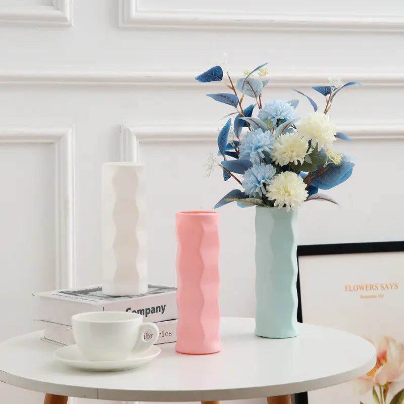 Shatterproof vase- modern design