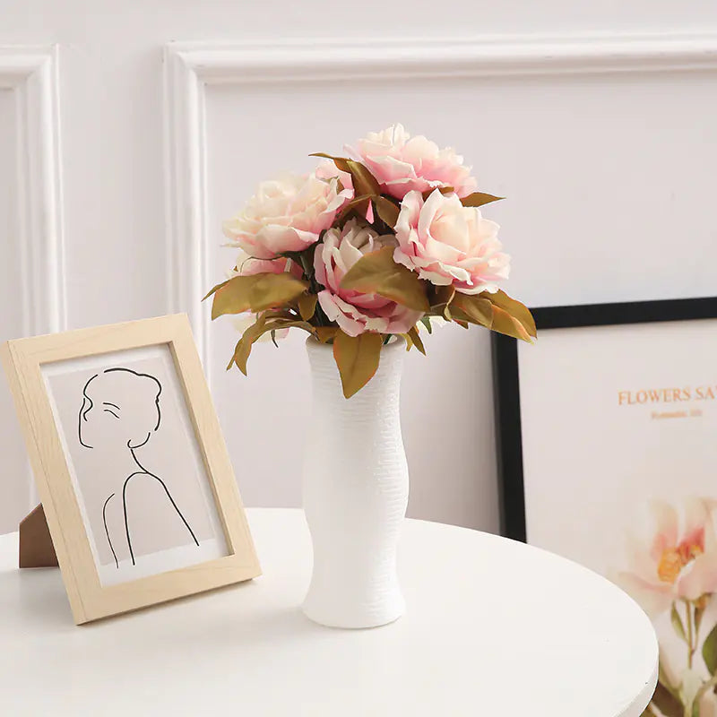 Shatterproof vase- modern design