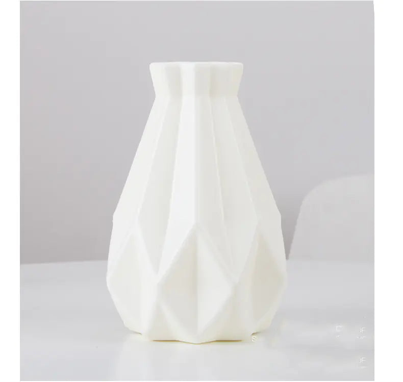 Shatterproof Diamond Vase for Home Decor