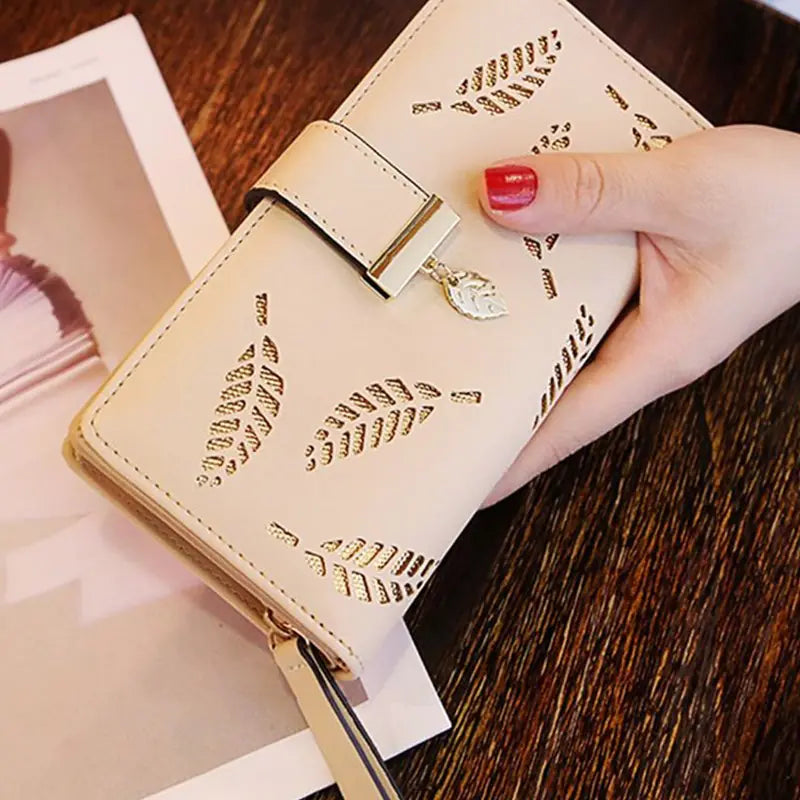 Women's Leaf Etched Wallet